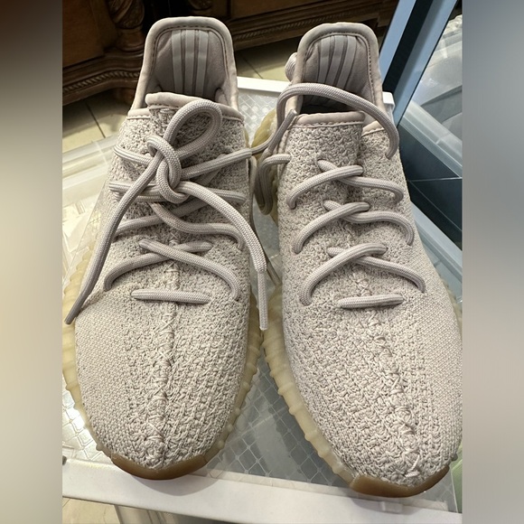 adidas Yeezy Boost 350 V2 Sesame - Picture 1 of 5